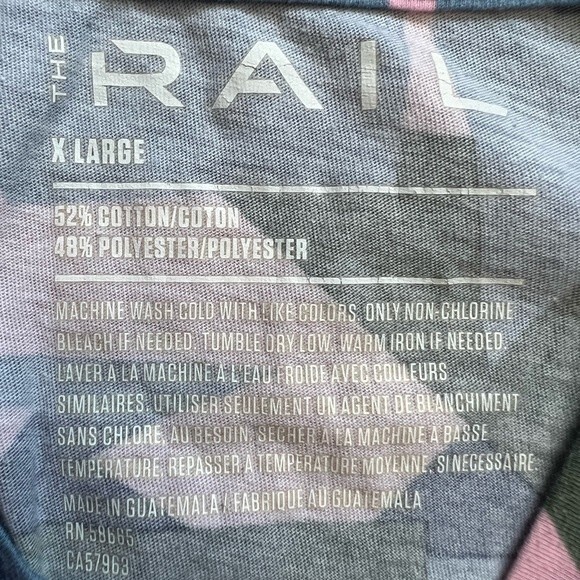 The Rail All Over Geometric Print Blue Green Pink V-Neck T-Shirt size XL - Picture 3 of 5